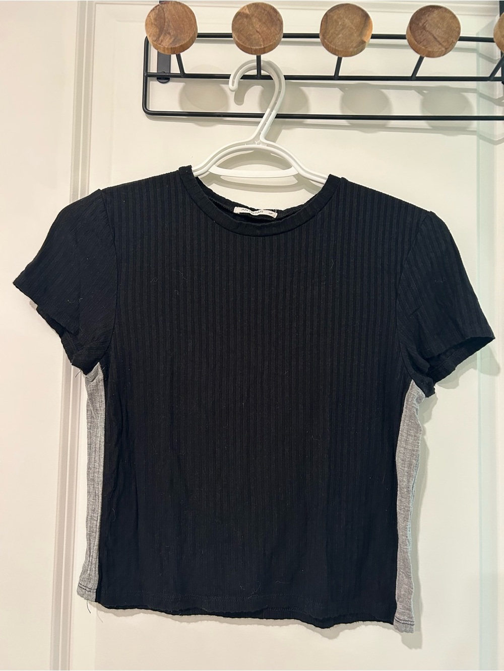 Black Ribbed Short-Sleeve Women's Top